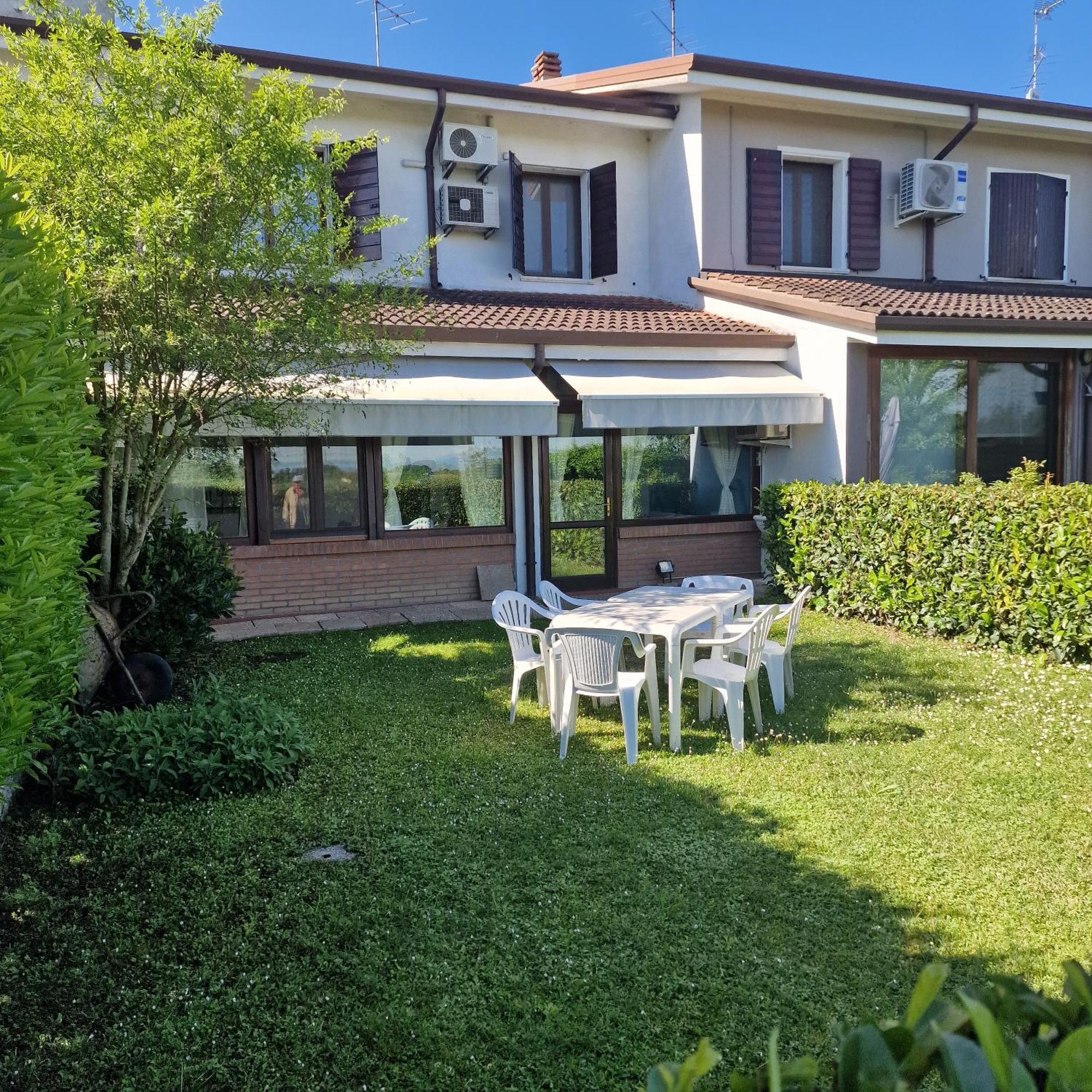 Villa Residenza Vittoria Bagnolo San Vito Esterno foto